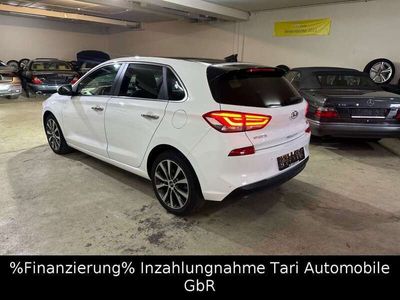 gebraucht Hyundai i30 1.4 T-GDI Premium Navi,LED,Keyless,Pano.,RFK