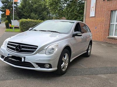 Mercedes R320