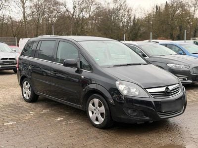 Second-hand Opel Zafira 125 CP (91 kW) 2011 Negru Monovolum