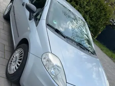 Gebraucht Fiat Punto 70 PS (51 kW) 2007 Grau Kleinwagen