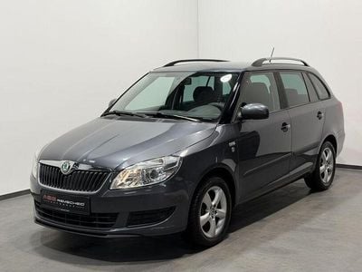 Gebraucht Skoda Fabia Comfort 86 PS (63 kW) 2011 Grau Limousine