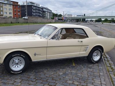 gebraucht Ford Mustang 