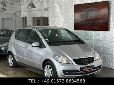 Gebraucht Mercedes A160 95 PS (69 kW) 2011 Silber Limousine