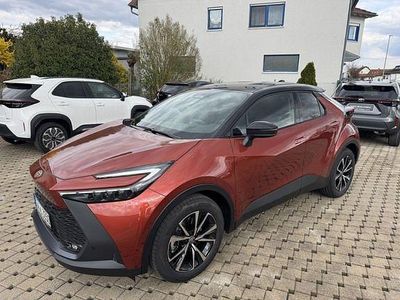 Gebraucht Toyota C-HR 223 PS (164 kW) 2025 Metal oxide bronze / black SUV