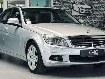 Gebraucht Mercedes C180 156 PS (114 kW) 2008 Iridiumsilber  lack Limousine
