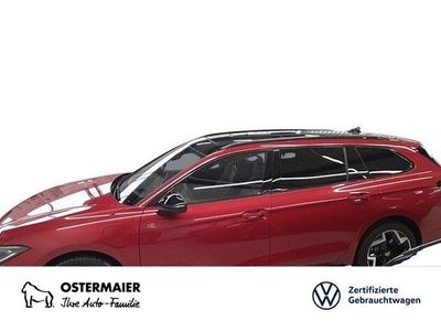Gebraucht VW Passat R-line 177 PS (130 kW) 2025 Rot (chilirot) Kombi
