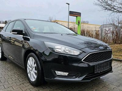 Gebraucht Ford Focus 101 PS (74 kW) 2017 Schwarz Kombi