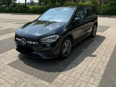 Gebraucht Mercedes GLA250 AMG line 224 PS (164 kW) 2022 Schwarz SUV