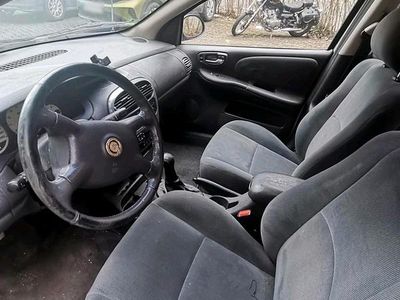 Gebraucht Chrysler Neon 133 PS (97 kW) 2000 Grau Limousine