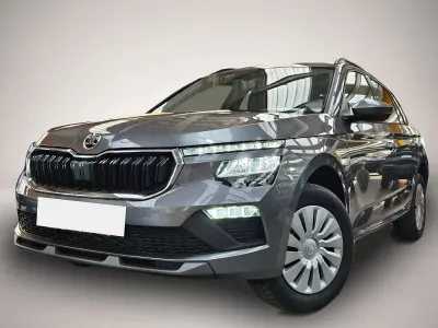 Neu Skoda Kamiq Selection 95 PS (69 kW) 2026 Grau SUV