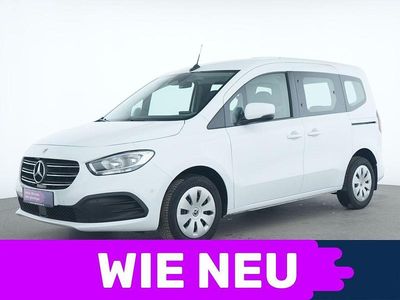 Gebraucht Mercedes T180 131 PS (96 kW) 2023 Arktikweiss Van / Kleinbus