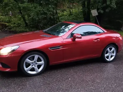 Gebraucht Mercedes SLC200 184 PS (135 kW) 2016 Rot Cabrio