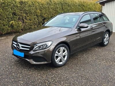 Braun Gebraucht 2015 Mercedes C200 Kombi | 11.499 € (Guter Preis)