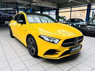 Second-hand Mercedes A200 AMG line 163 CP (119 kW) 2022 Galben Berlinǎ