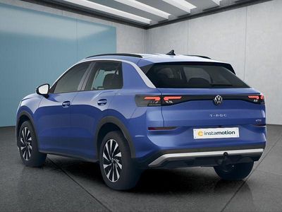 Neu VW T-Roc 116 PS (85 kW) 2026 Blau SUV