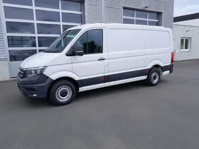 Używany VW Crafter R 177 KM (130 kW) 2023 Biały Van