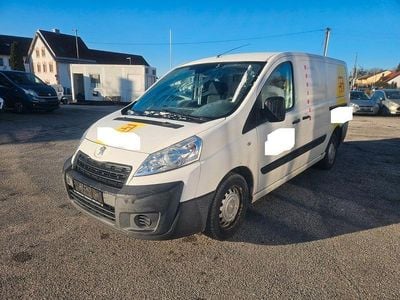 Gebraucht Peugeot Expert 128 PS (94 kW) 2015 Weiß Van