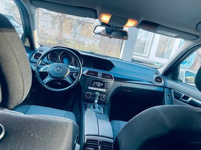 Gebraucht Mercedes C250 204 PS (150 kW) 2011 Weiß Kombi
