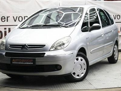Grau Gebraucht 2006 Citroën Xsara Picasso Van / Kleinbus | 2.750 € (Fairer Preis)