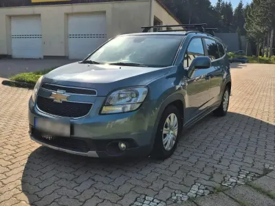 Gebraucht Chevrolet Orlando 138 PS (101 kW) 2013 Blau Van / Kleinbus