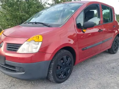 Gebraucht Renault Modus 65 PS (47 kW) 2006 Rot Van / Kleinbus