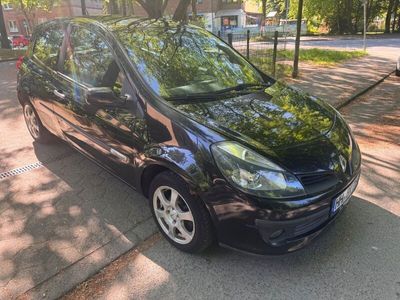 gebraucht Renault Clio by RIP CURL 1.2 16V 55kW by RIP CURL