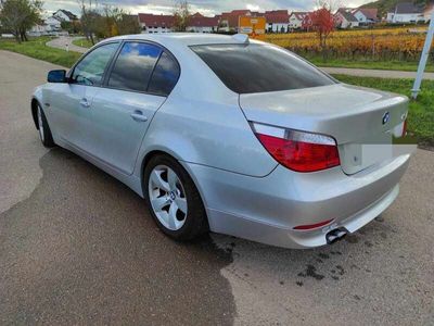 BMW 525