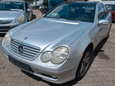 Gebraucht Mercedes C230 197 PS (144 kW) 2001 Silber