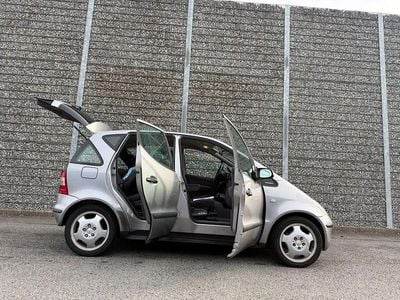 Gebraucht Mercedes A190 Elegance 125 PS (91 kW) 1999 Silber Limousine