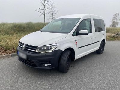Weiß Gebraucht 2017 VW Caddy Van / Kleinbus | 9.500 € (Fairer Preis)