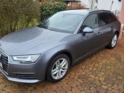 Gebraucht Audi A4 S-Line 194 PS (142 kW) 2018 Grau Kombi