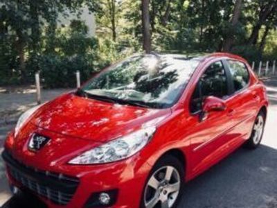 usado Peugeot 207 VTI 120 Premium Automatik Panoramadach