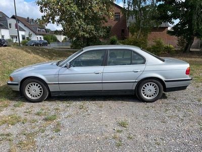 BMW 735