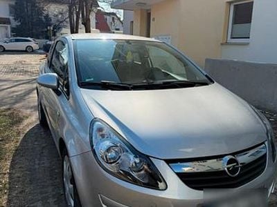 Silber Gebraucht 2010 Opel Corsa Kleinwagen | 2.900 € (Fairer Preis)