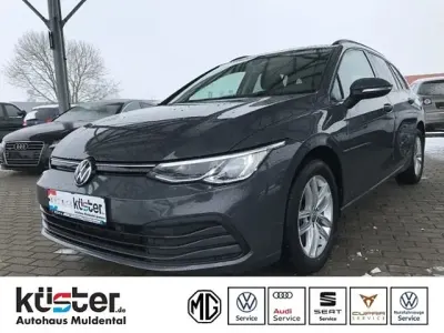 Gebraucht VW Golf VIII Life 116 PS (85 kW) 2022 Grau Kombi
