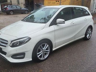 Mercedes B180