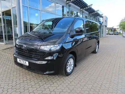 Gebraucht VW Caravelle Life 150 PS (110 kW) 2025 Schwarz Van