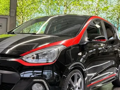 Gebraucht Hyundai i10 Sport 87 PS (63 kW) 2014 Schwarz Kleinwagen
