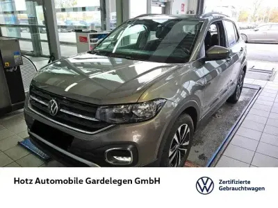 Używany VW T-Cross United 116 KM (85 kW) 2020 Zielony SUV