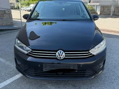 Gebraucht VW Golf VII Comfortline 110 PS (80 kW) 2014 Schwarz Limousine