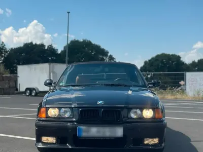 Gebraucht BMW 320 M Sport 149 PS (109 kW) 1996 Schwarz Cabrio
