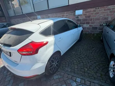 Begagnad Ford Focus 125 HK (91 kW) 2025 Vit Kombi