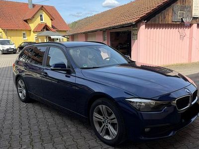 Gebraucht BMW 325 224 PS (164 kW) 2017 Blau Kombi