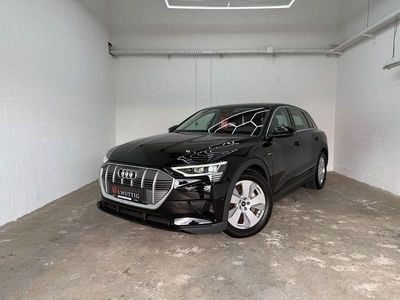 Gebraucht Audi e-tron Basis 230 kW (313 PS) 2022 Schwarz SUV