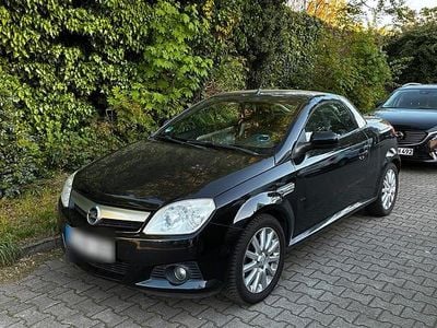Second-hand Opel Tigra 2009 Negru Cabrio