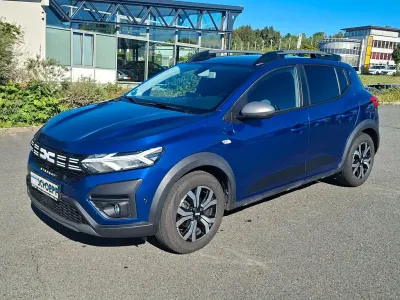 Gebraucht Dacia Sandero Expression 110 PS (80 kW) 2023 Blau SUV