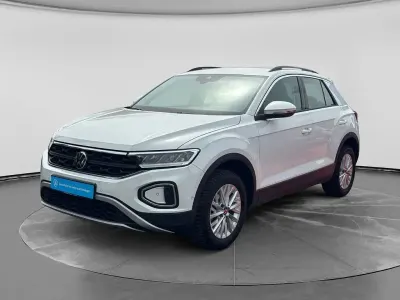 Usata VW T-Roc Life 110 CV (80 kW) 2022 Bianco SUV