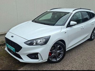Gebraucht Ford Focus ST-Line 125 PS (91 kW) 2022 Weiß Limousine