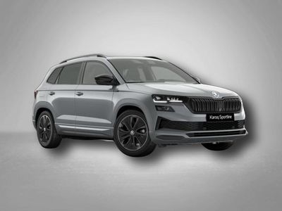 Neu Skoda Karoq SportLine 190 PS (139 kW) 2025 Brilliant silber metallic SUV
