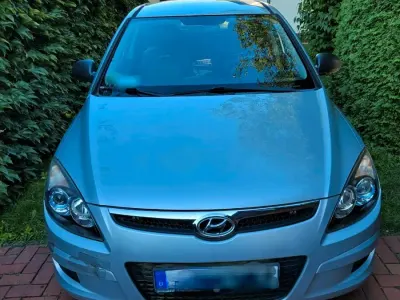 Gebraucht Hyundai i30 2011 Grau Kleinwagen